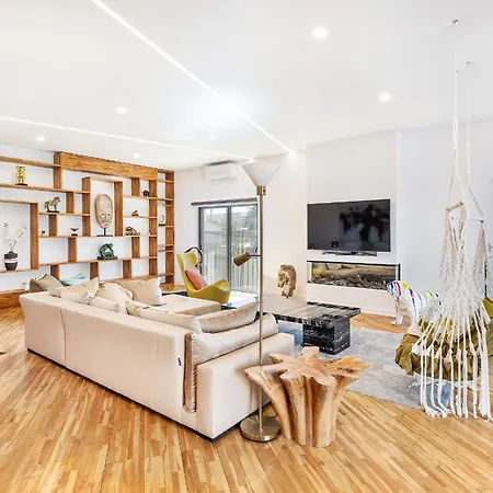 Casa Chameleon Villa *